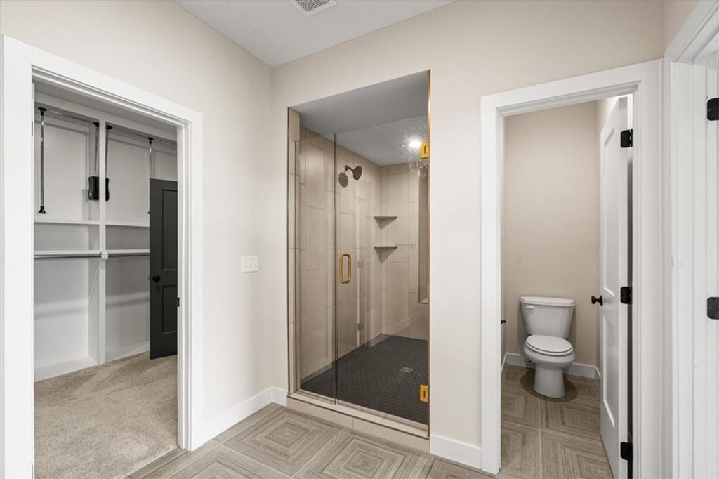 13507 Woodland Rnch Drive Lee's Summit, MO 64086 - Photo 21 of 39