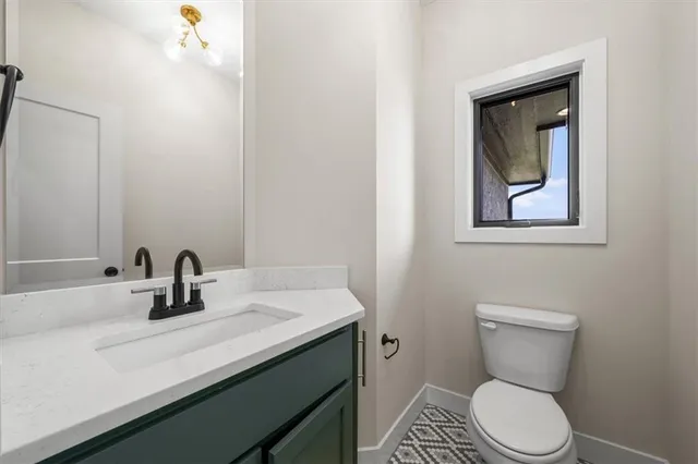 $959,000 | 13507 Woodland Rnch Drive, Lee's Summit, MO 64086