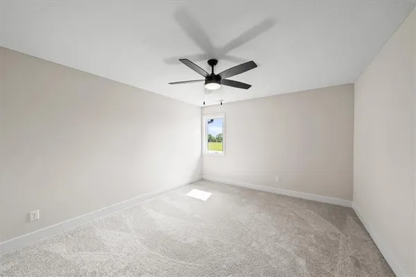 $948,000 | 13507 Woodland Rnch Drive, Lee's Summit, MO 64086
