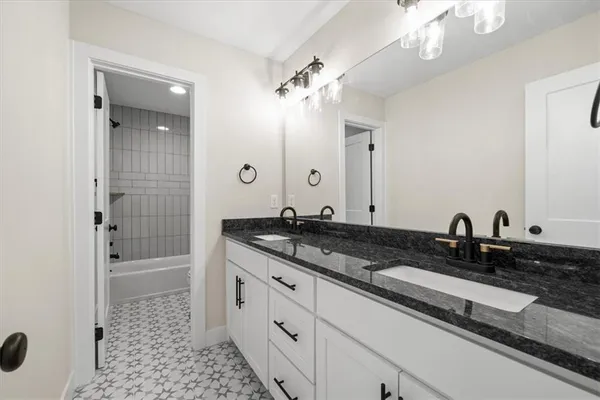 $948,000 | 13507 Woodland Rnch Drive, Lee's Summit, MO 64086