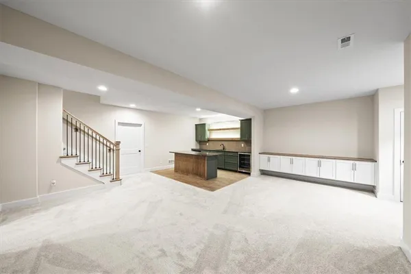 $948,000 | 13507 Woodland Rnch Drive, Lee's Summit, MO 64086