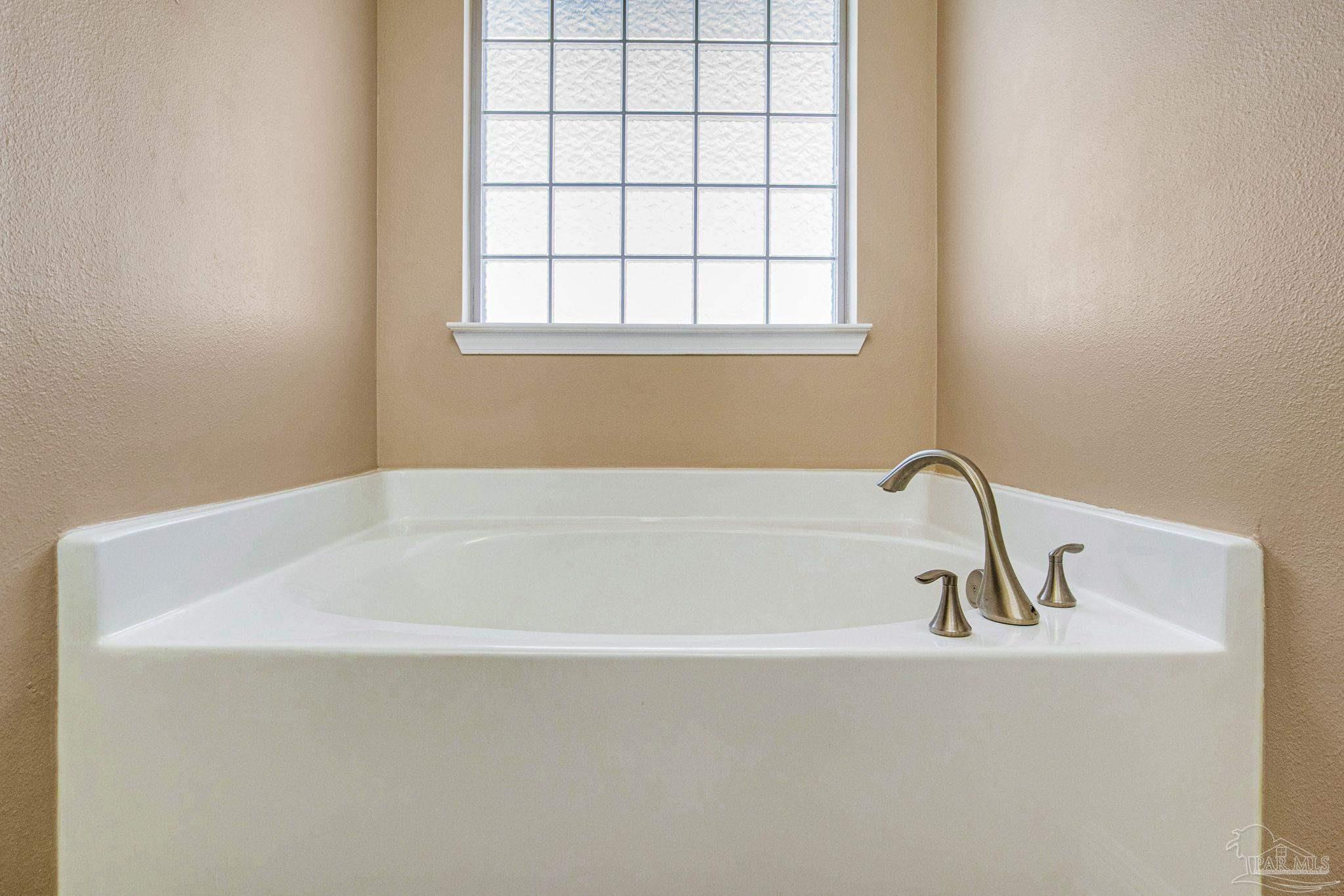 4818 Perspective Drive Milton, FL 32570 - Photo 35 of 49