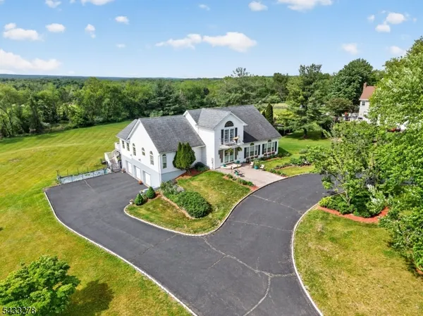 $899,900 | 103 Oak Crest Road, Neshanic Station, NJ 08853
