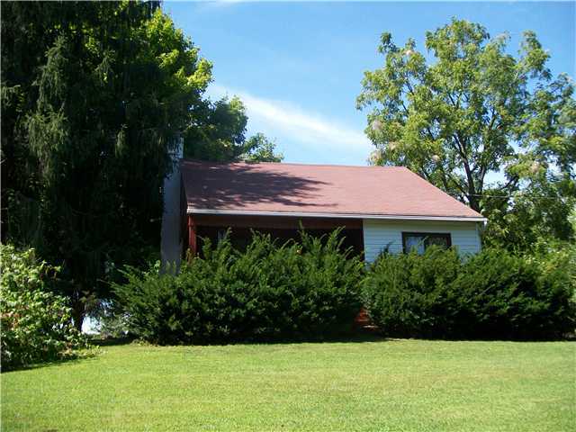 1332 Putnam Road Southwest Pataskala, OH 43062 - Photo 4 of 21