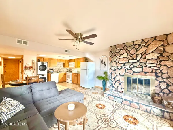 $119,540 | 1081 Cove Road, Unit 914, Sevierville, TN 37876