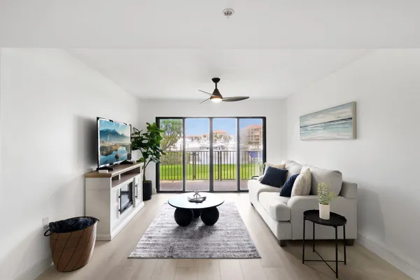 $569,000 | 1601 Marina Isle Way, Unit 101, Jupiter, FL 33477