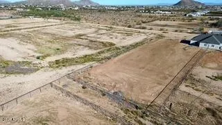 $2,200 | 713 West Adobe Dam Drive, Unit B, San Tan Valley, AZ 85143