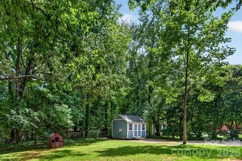 $400,000 | 4914 Glenbrier Drive, Charlotte, NC 28212