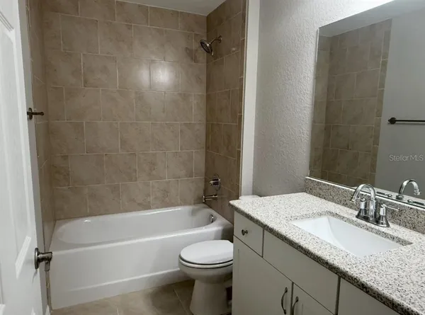 $1,800 | 13756 Southwest 102nd Place, Dunnellon, FL 34432