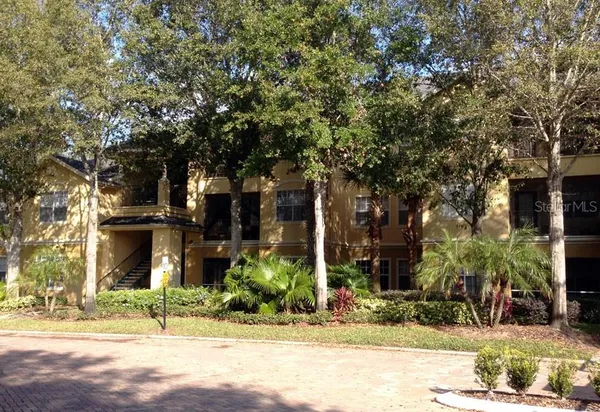 $1,467 | 2572 Robert Trent Jones Drive, Unit 1220, Orlando, FL 32835