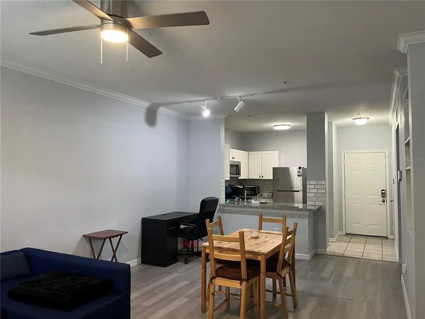 $1,467 | 2572 Robert Trent Jones Drive, Unit 1220, Orlando, FL 32835