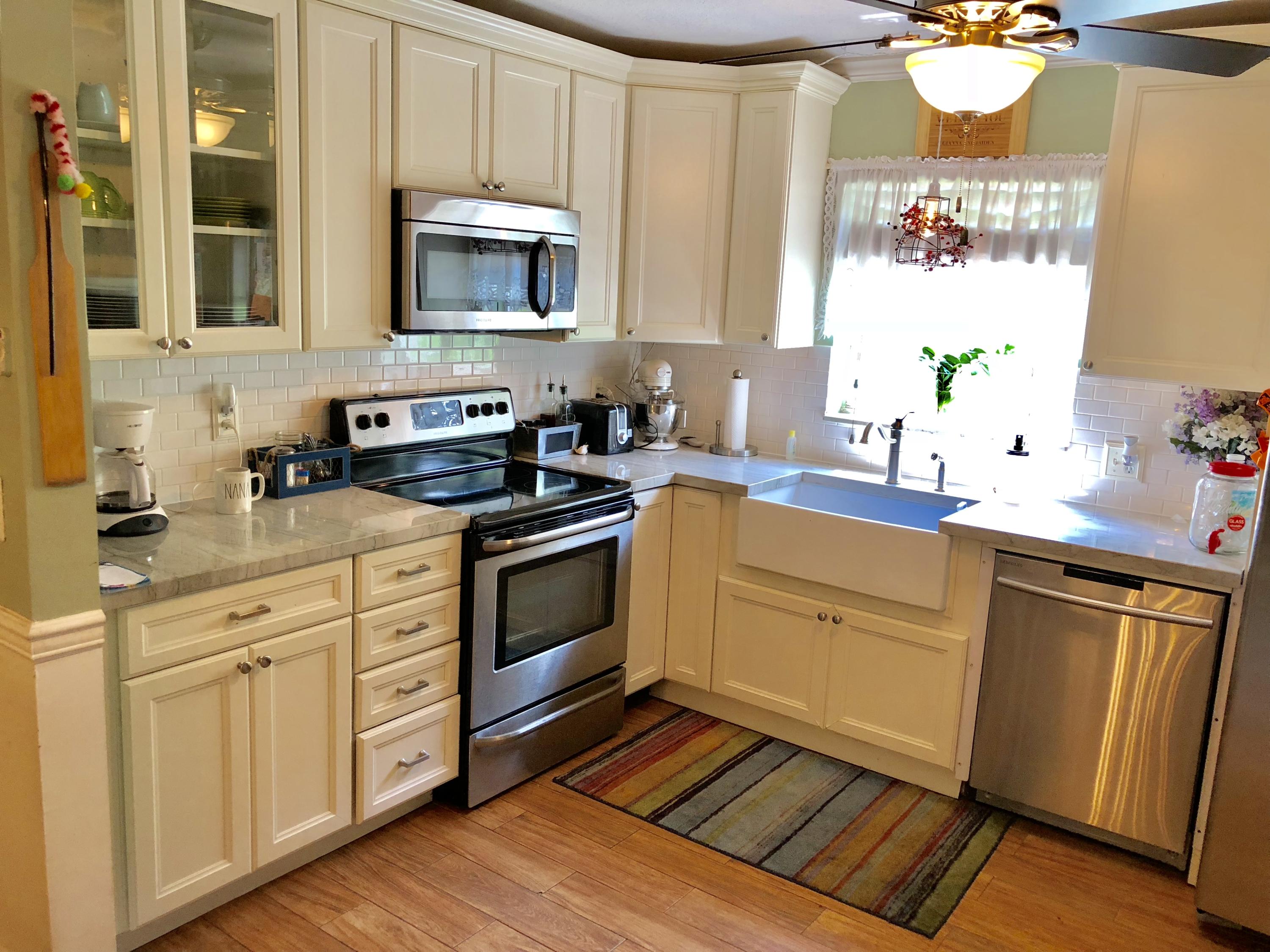 22357 Southwest 57th Circle Boca Raton, FL 33428 - Photo 8 of 36 New Kitchen
