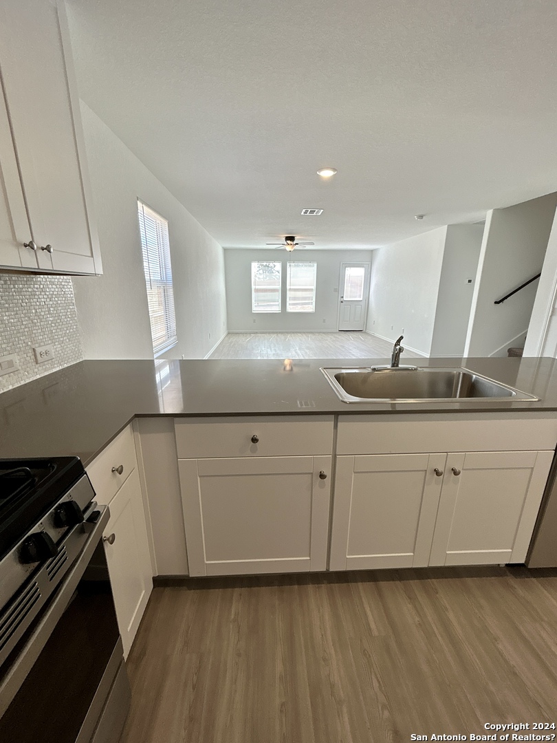 6038 Companion Loop Bulverde, TX 78163 - Photo 5 of 36