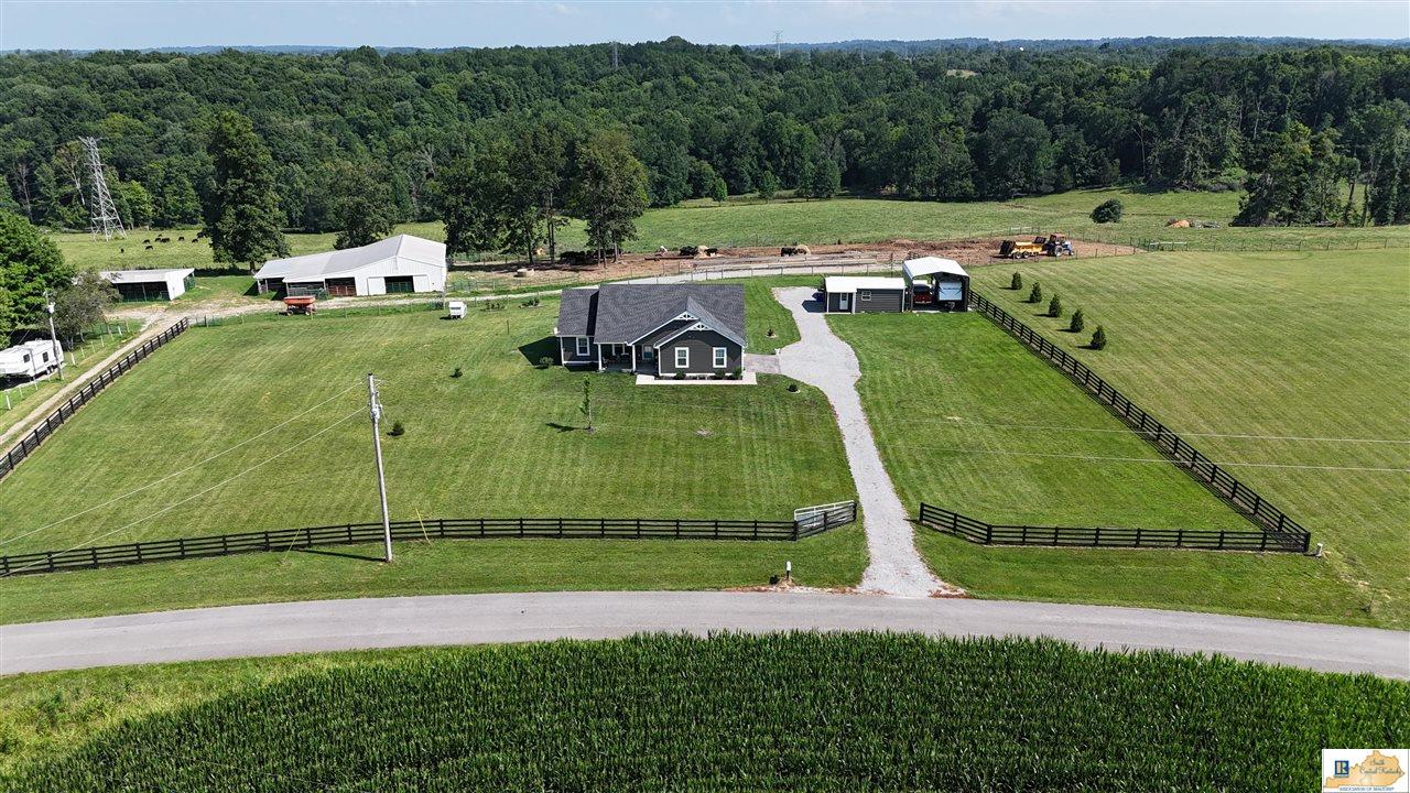 3177 Randolph Goodluck Road Summer Shade, KY 42166 - Photo 2 of 49 Gallery Image 2