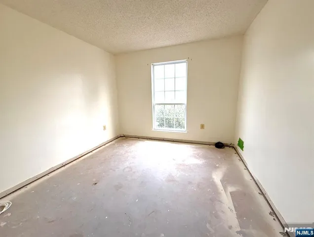 $394,900 | 32 Columbus Drive, Unit 215, Franklin Park, NJ 08823