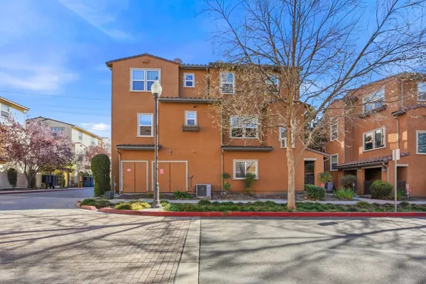 $1,299,999 | 43896 Paso Pino Common, Fremont, CA 94539