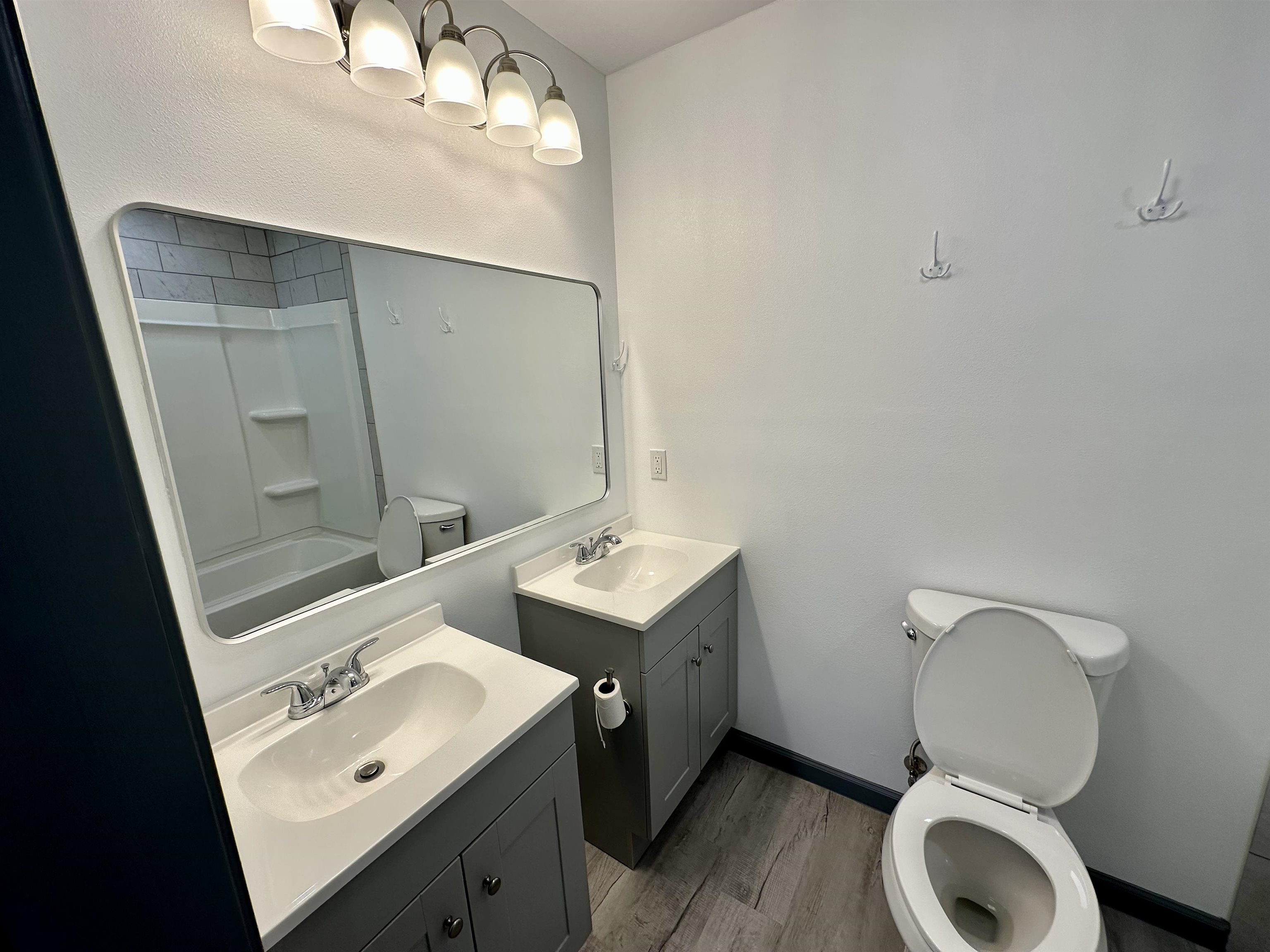 3410 Cactus Trail Kingsland, TX 78639 - Photo 18 of 26 a bathroom with a sink toilet and shower