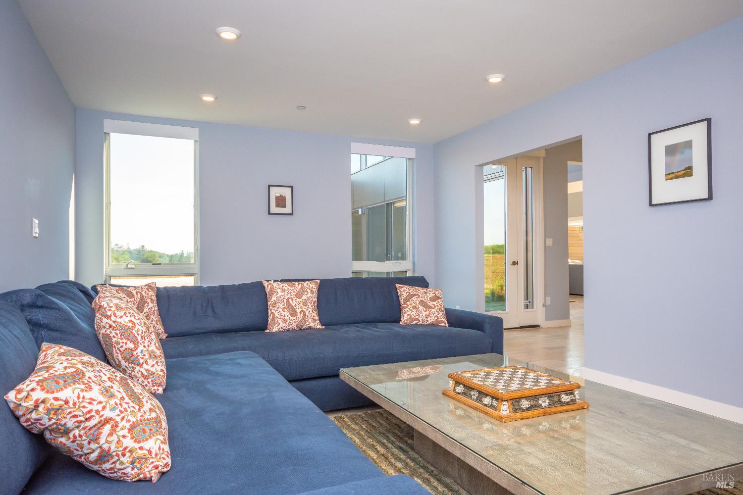 519 Horse Barn Road Healdsburg, CA 95448 - Photo 16 of 48