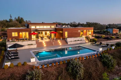 $3,495,000 | 519 Horse Barn Road, Healdsburg, CA 95448