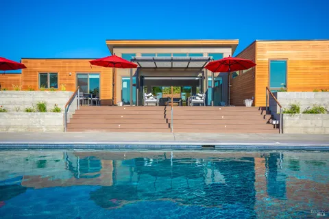 $3,495,000 | 519 Horse Barn Road, Healdsburg, CA 95448