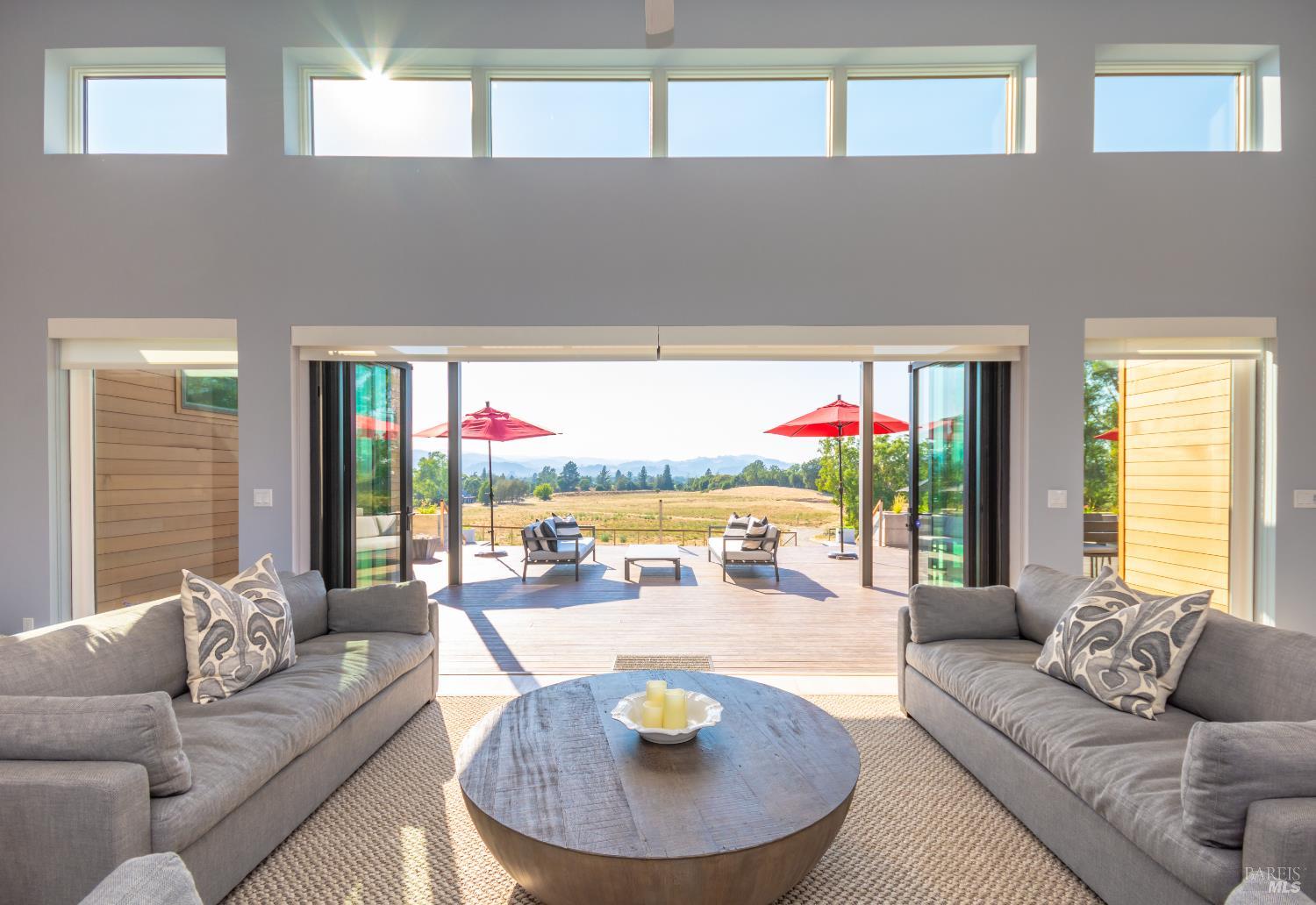 519 Horse Barn Road Healdsburg, CA 95448 - Photo 6 of 48