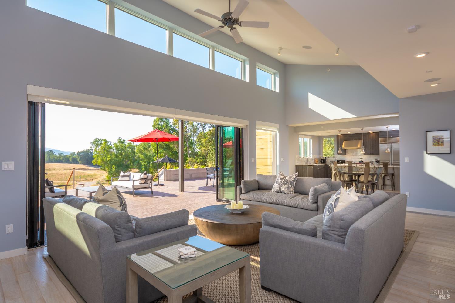 519 Horse Barn Road Healdsburg, CA 95448 - Photo 8 of 48