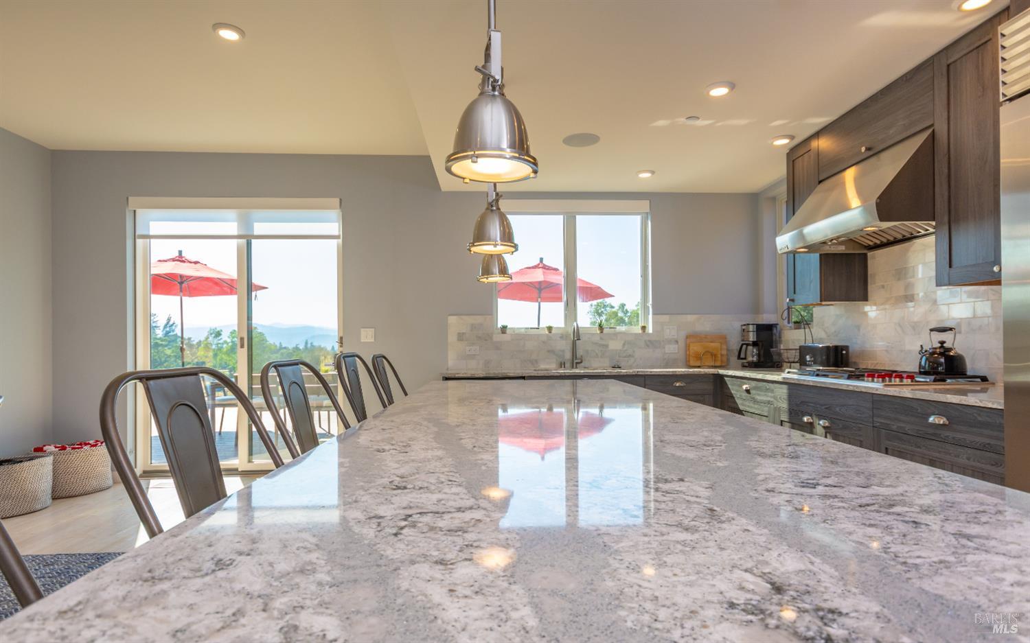 519 Horse Barn Road Healdsburg, CA 95448 - Photo 10 of 48