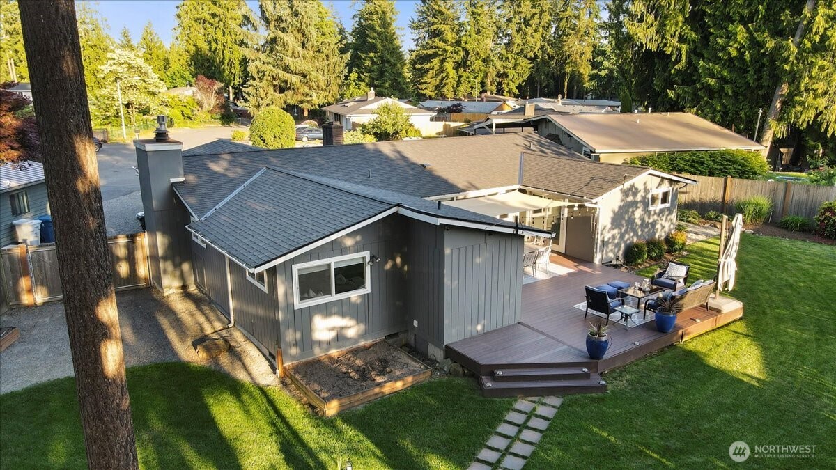 14305 141st Court Southeast Renton, WA 98059 - Photo 17 of 34 Gallery Image 17