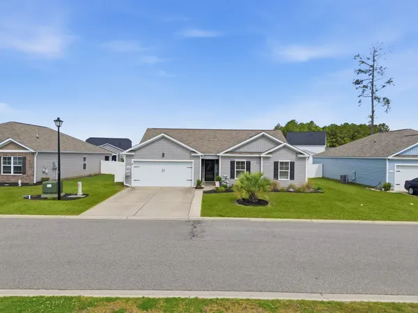 $299,999 | 140 Golden Bear Circle, Longs, SC 29568