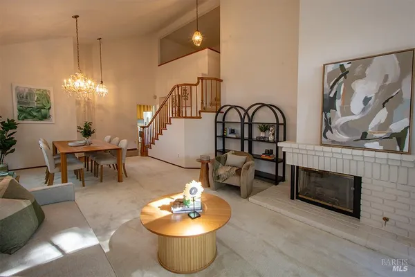$710,000 | 124 South Temelec Circle, Sonoma, CA 95476