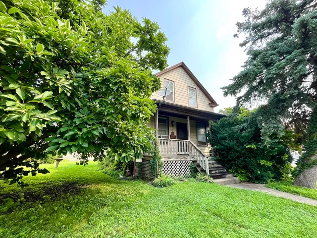 $175,000 | 8034 42nd Street, Lyons, IL 60534