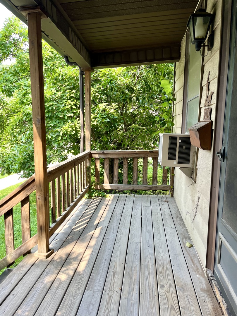 8034 42nd Street Lyons, IL 60534 - Photo 3 of 22