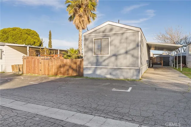 $145,000 | 5711 Columbia Way, Unit 137, Quartz Hill, CA 93536