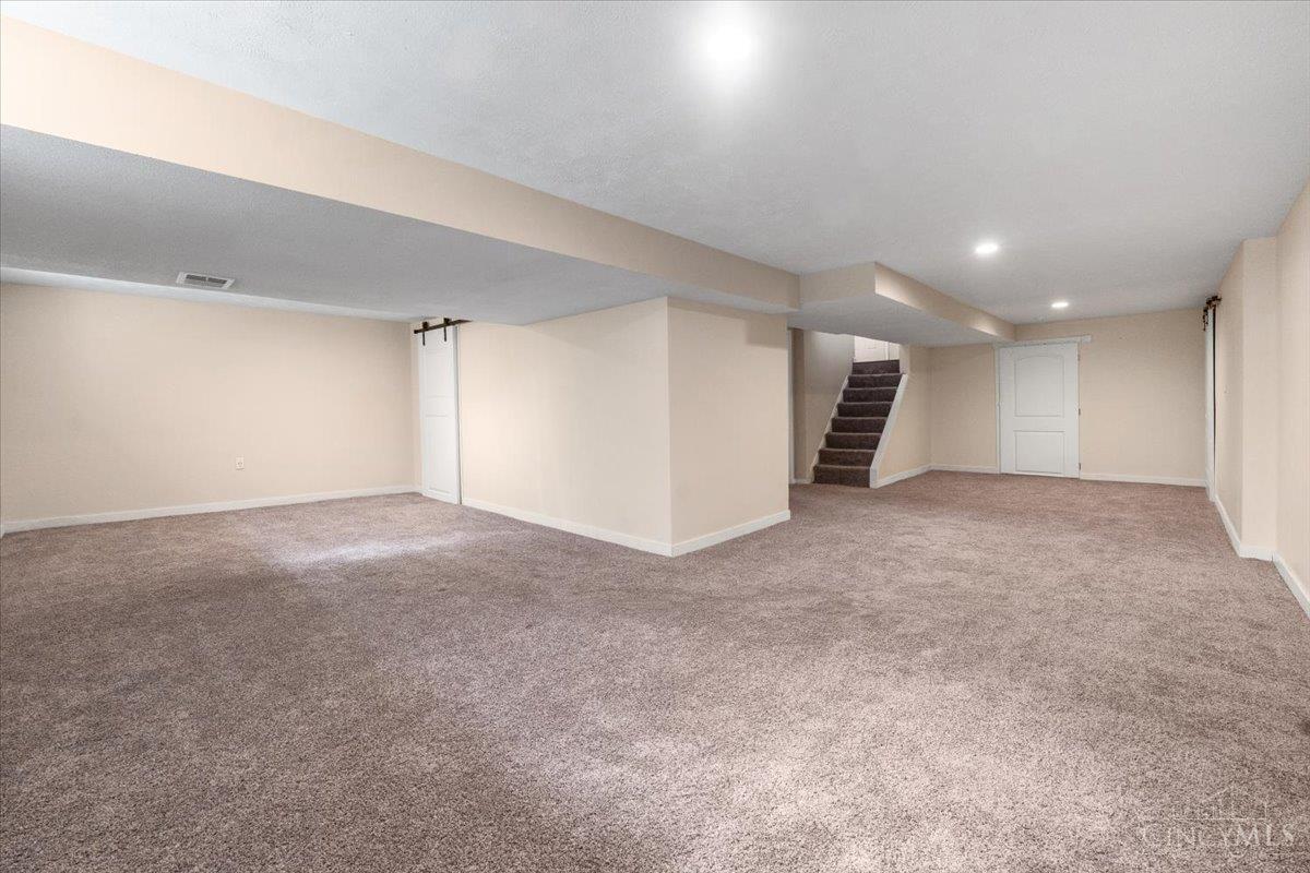 1904 Hunt Road Cincinnati, OH 45215 - Photo 24 of 31