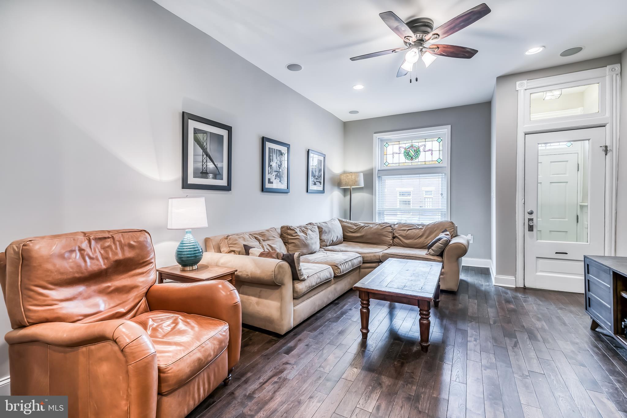 3611 Hudson Street Baltimore, MD 21224 - Photo 5 of 27 Living Room