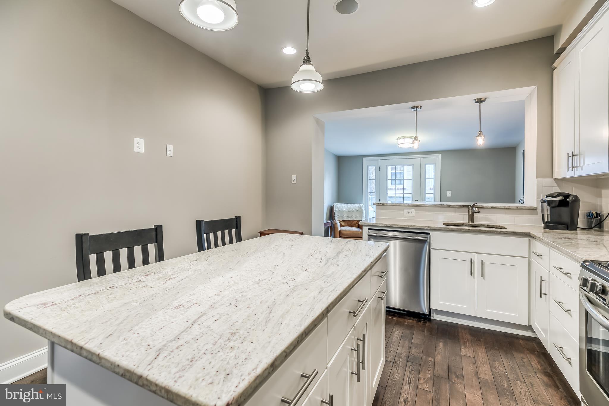 3611 Hudson Street Baltimore, MD 21224 - Photo 9 of 27 Granite Countertops w/Large Island