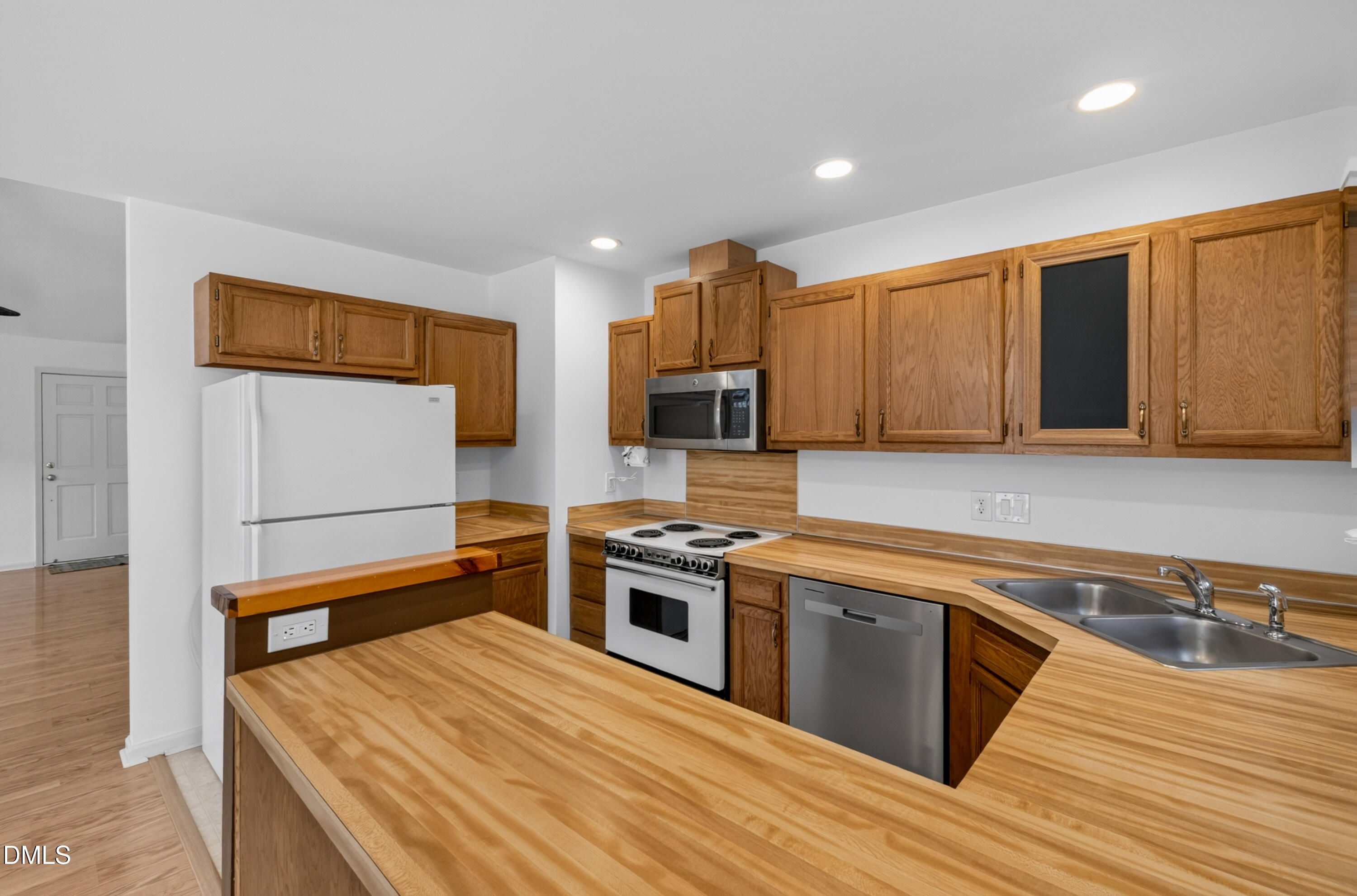 3629 Wickersham Way Raleigh, NC 27604 - Photo 16 of 42 26-print-3629 Wickersham Way - 26