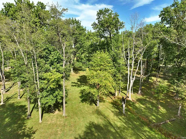 $385,000 | 2383 Woodhurst Drive, Sullivan, IN 47882