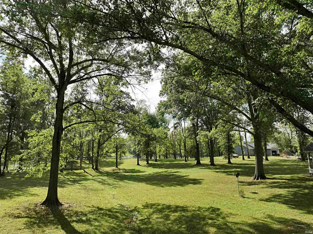 $385,000 | 2383 Woodhurst Drive, Sullivan, IN 47882