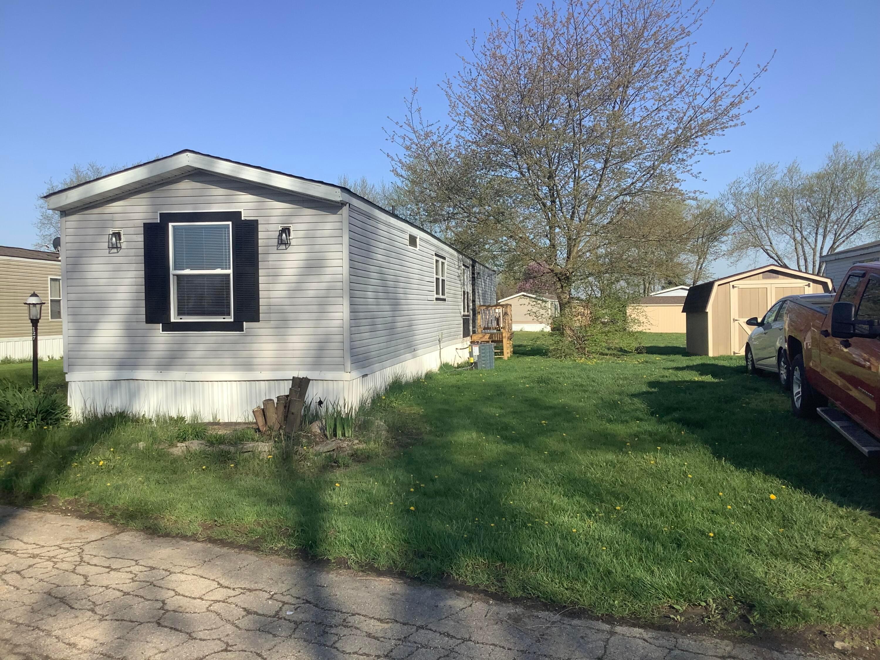 8565 Smith-Calhoun Road, Unit 127 Plain City, OH 43064 - Photo 2 of 20 IMG_4810