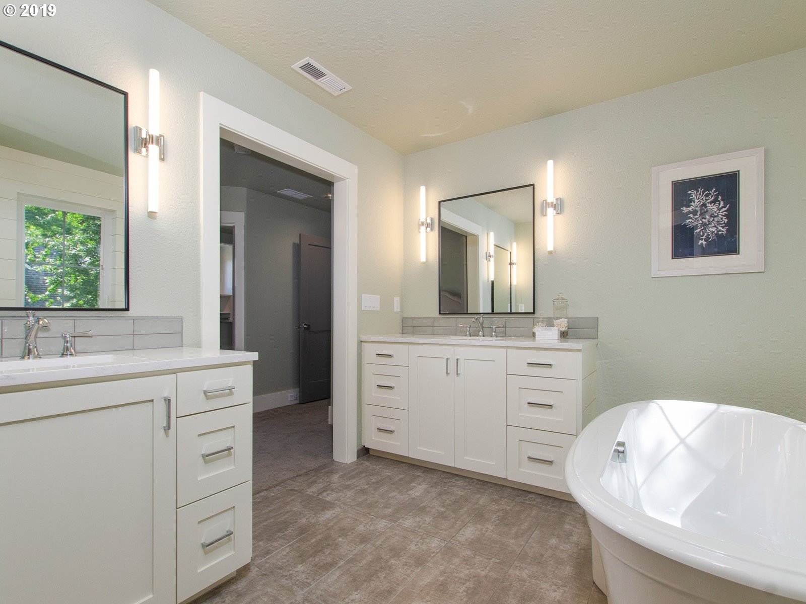 210 North Shr Road Lake Oswego, OR 97034 - Photo 16 of 28 Bedroom, Primary