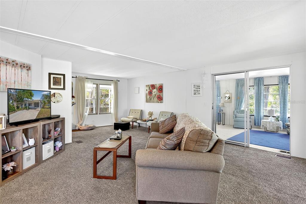 7384 1st Loop Avenue Brooksville, FL 34613 - Photo 12 of 48