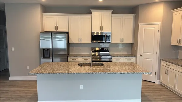 $2,500 | 9393 Southeast 158th Place, Summerfield, FL 34491