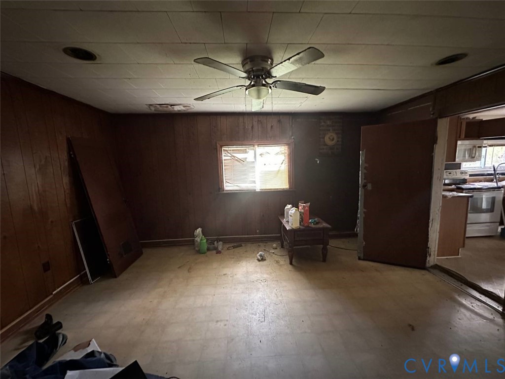 4668 Nutbush Road Green Bay, VA 23942 - Photo 9 of 14