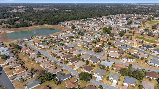 $329,900 | 13589 Southeast 87th Circle, Summerfield, FL 34491