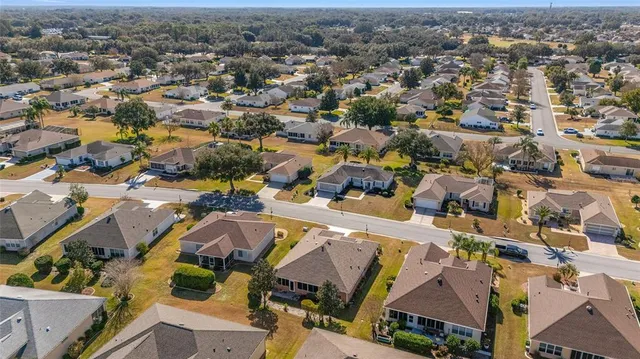 $329,900 | 13589 Southeast 87th Circle, Summerfield, FL 34491