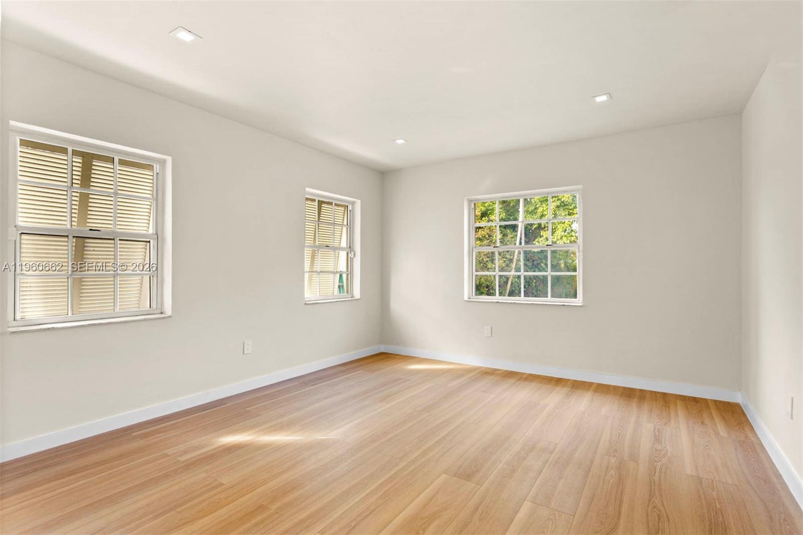 9132 Froude Avenue Surfside, FL 33154 - Photo 14 of 24