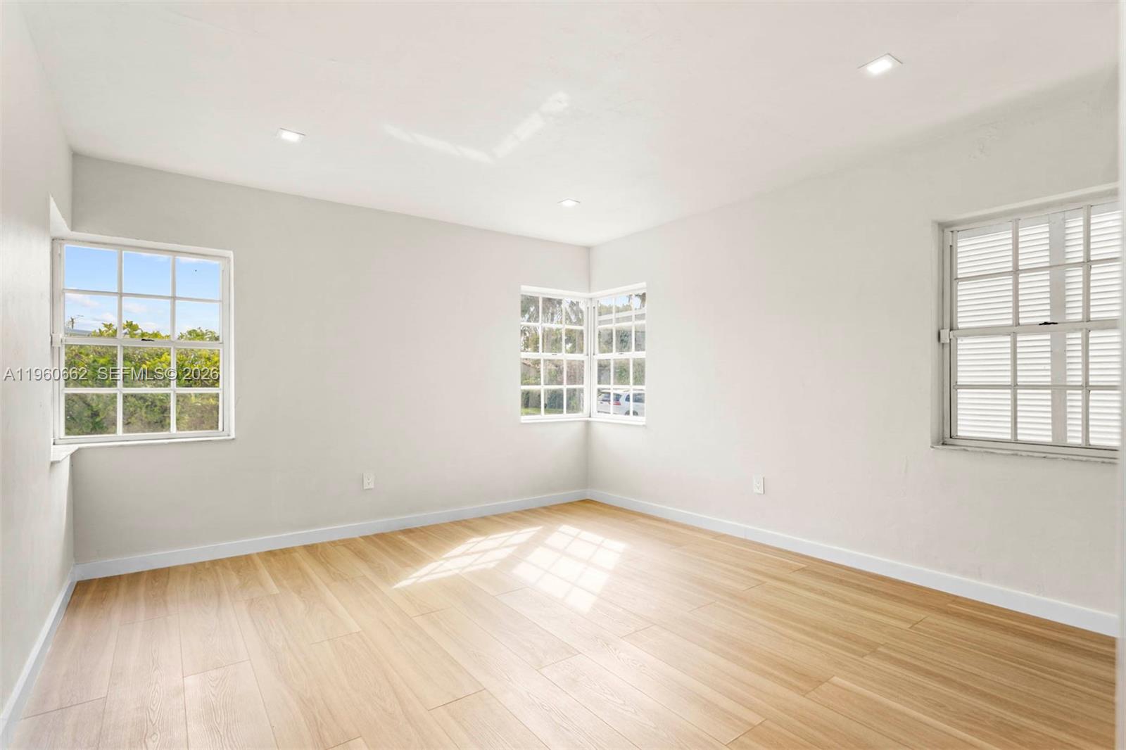 9132 Froude Avenue Surfside, FL 33154 - Photo 20 of 24