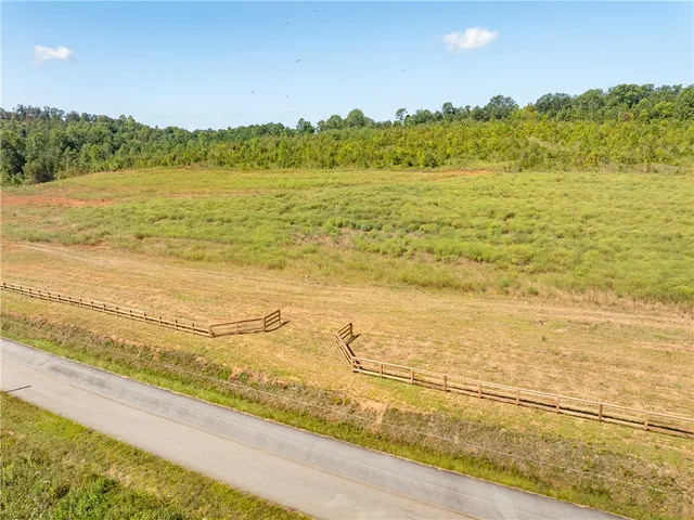 $300,000 | 3 Hood Road, Easley, SC 29640
