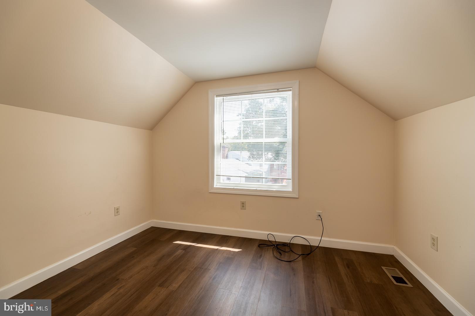 19216 Staleybridge Road Germantown, MD 20876 - Photo 12 of 24
